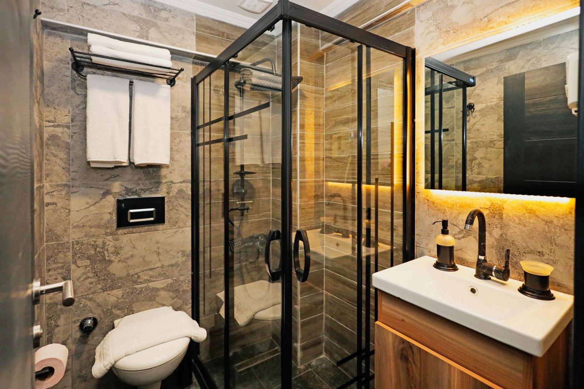 Galata Master Hotel اسطنبول المظهر الخارجي الصورة